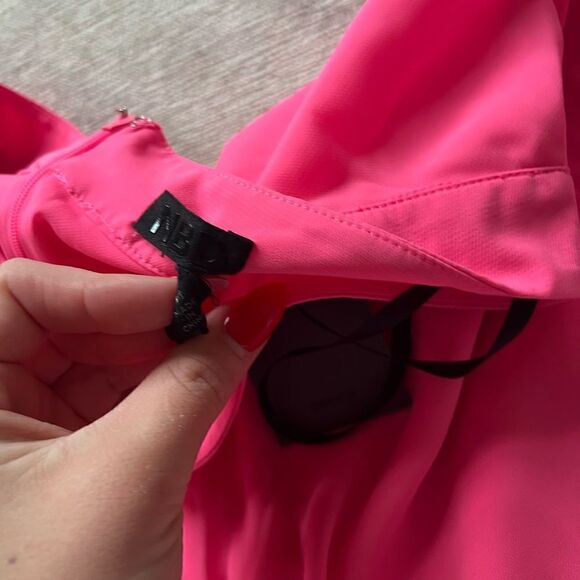 new revolve pink SHORTS LOTTIE NBD - Picture 4 of 4